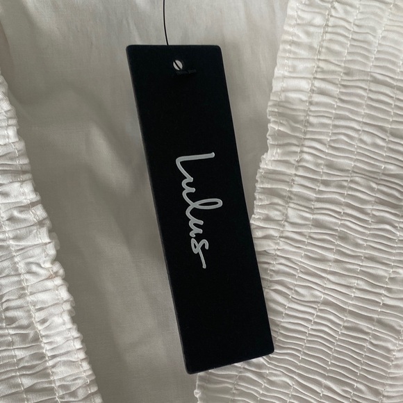 Lulu’s In A Ruffle White Ruffled Hook and Eye Top - Picture 11 of 11